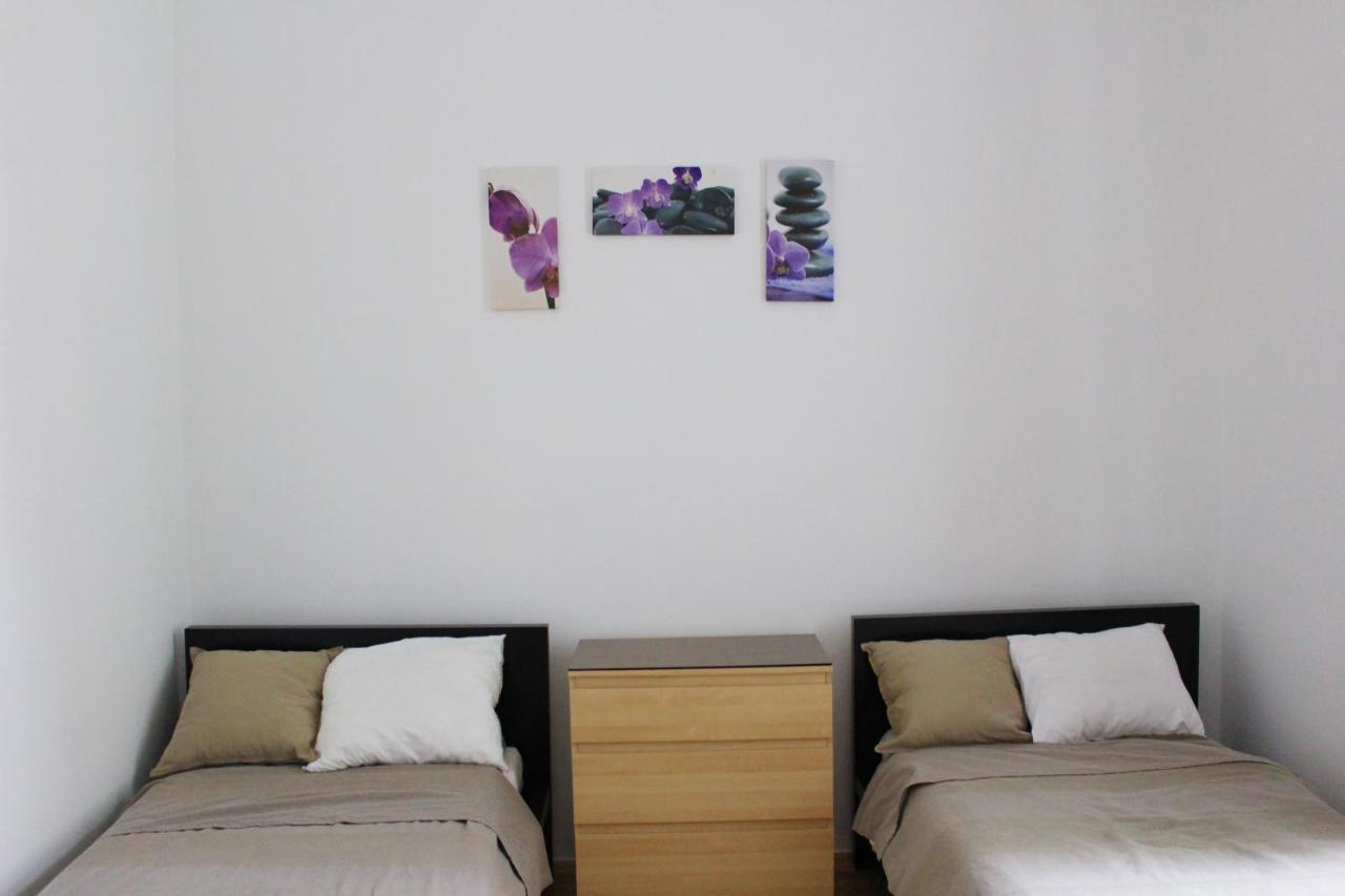 Beautiful Apartments In The City Center Praga Esterno foto