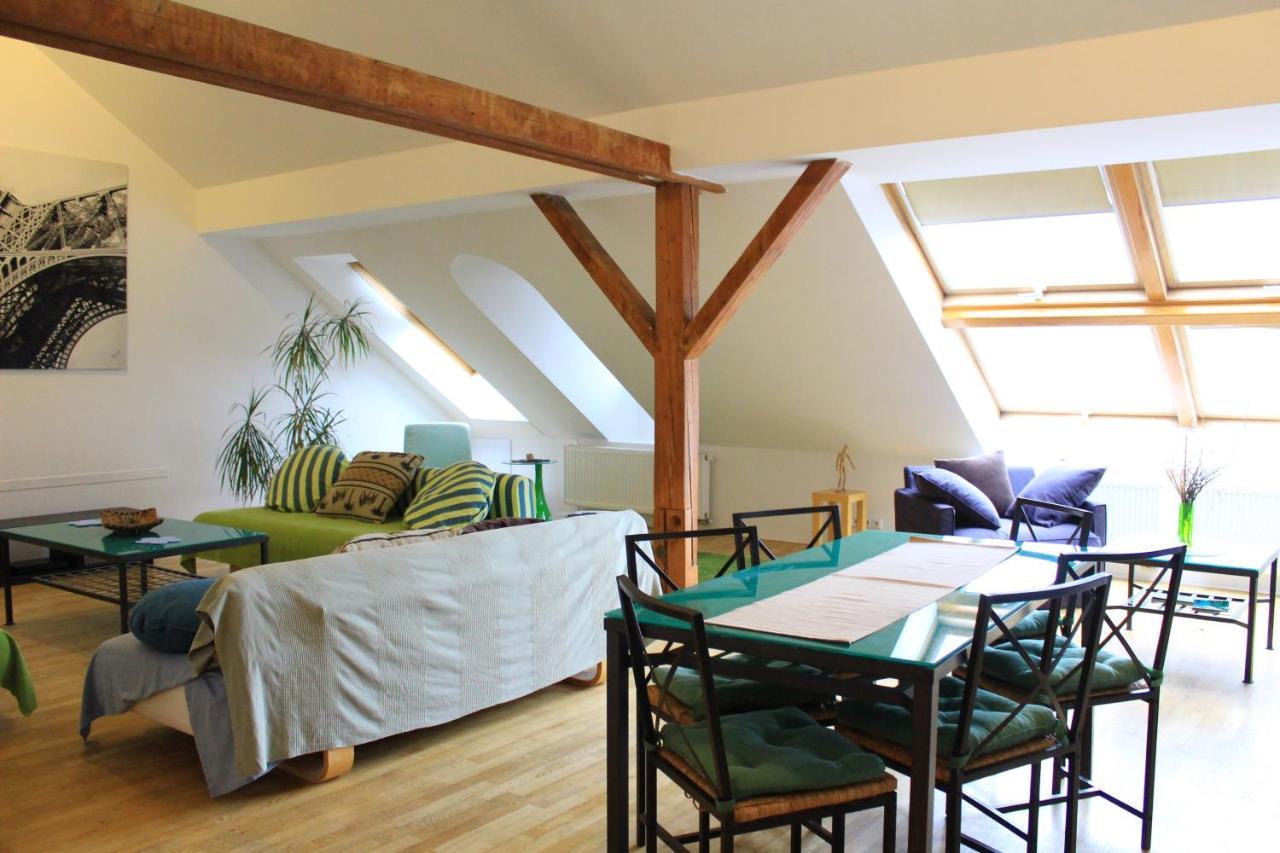 Beautiful Apartments In The City Center Praga Esterno foto