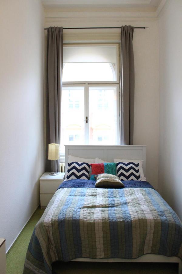 Beautiful Apartments In The City Center Praga Esterno foto