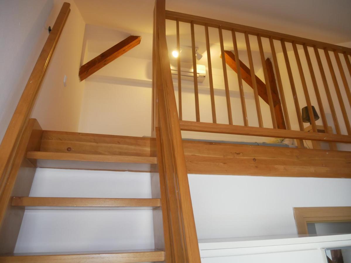 Beautiful Apartments In The City Center Praga Esterno foto